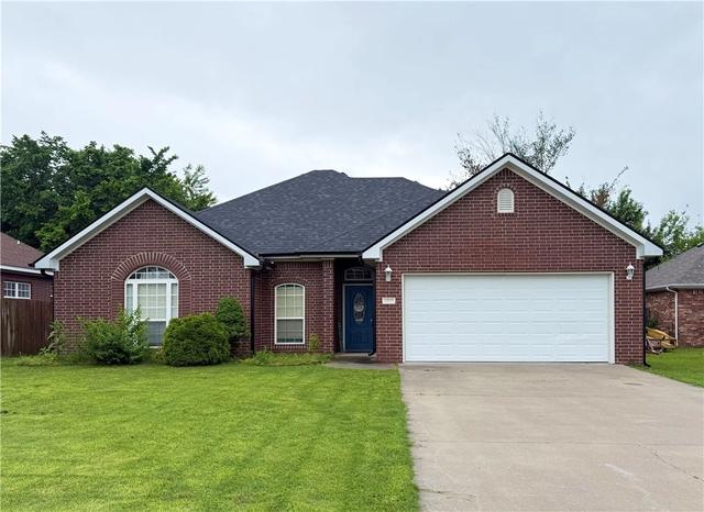 1203 22nd Pl, Rogers, AR 72756