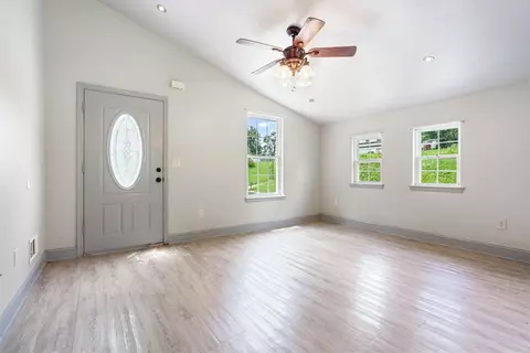 Living - 262 E Pine St, Rogers, AR 72756 photo 1 of 2