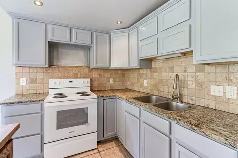 Kitchen - 262 E Pine St, Rogers, AR 72756 photo 1 of 1