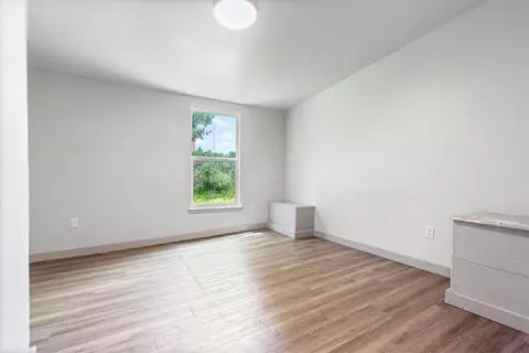 Bedroom - 262 E Pine St, Rogers, AR 72756 photo 1 of 1