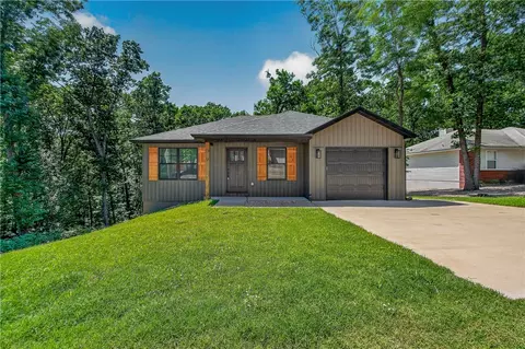 9 Pawle Dr, Bella Vista, AR 72714