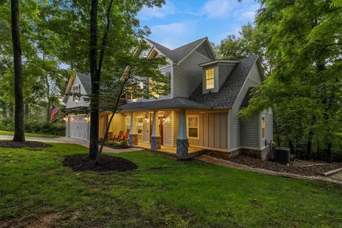 2 Hill Ln, Bella Vista, AR 72714