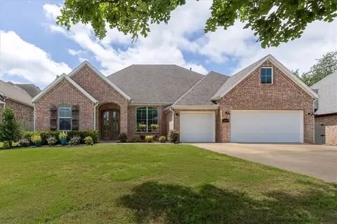 4069 Eastpoint Dr, Fayetteville, AR 72701