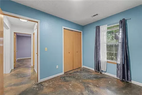 Bedroom - 2937 Beech Ave, Springdale, AR 72762 photo 7 of 10