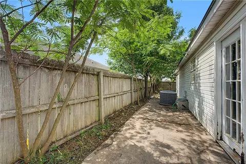 Exterior - 2937 Beech Ave, Springdale, AR 72762 photo 4 of 8