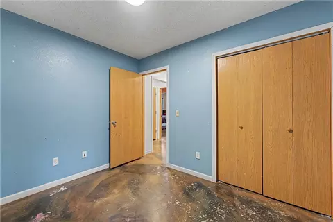 Bedroom - 2937 Beech Ave, Springdale, AR 72762 photo 10 of 10