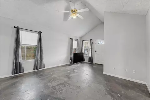 Living - 2937 Beech Ave, Springdale, AR 72762 photo 4 of 5
