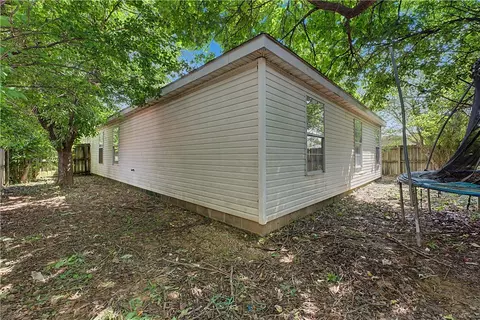 Exterior - 2937 Beech Ave, Springdale, AR 72762 photo 6 of 8