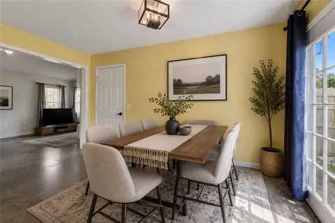 Dining - 2937 Beech Ave, Springdale, AR 72762 photo 1 of 1