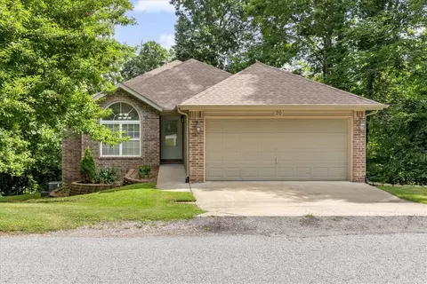 20 Westmorland Dr, Bella Vista, AR 72714