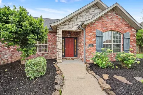 3903 Sycamore St, Bentonville, AR 72713