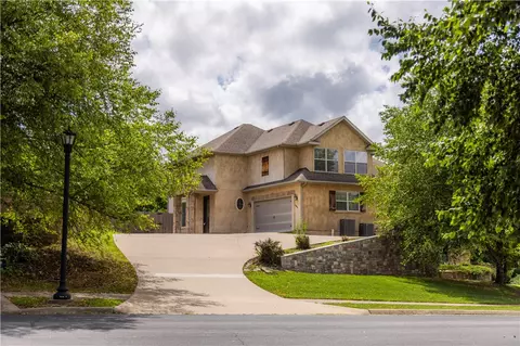 3901 NW Creekstone Blvd, Bentonville, AR 72712