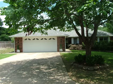 1309 Laurel Rd, Mountain Home, AR 72653