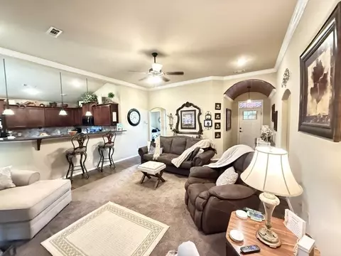 Living - 200 Honeysuckle St, Alma, AR 72921 photo 1 of 3