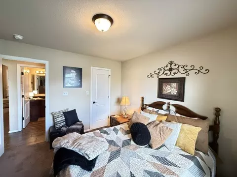 Bedroom - 200 Honeysuckle St, Alma, AR 72921 photo 2 of 4
