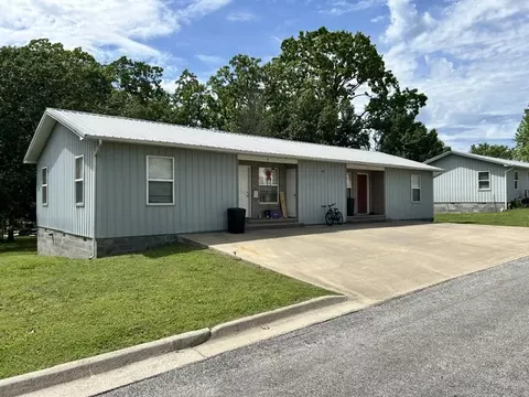 100 Clive St #A&B, Berryville, AR 72616