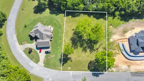 598 Winding Spring Dr, Fayetteville, AR 72703