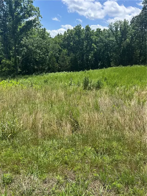 14 Gordon Hollow Dr, Bella Vista, AR 72715