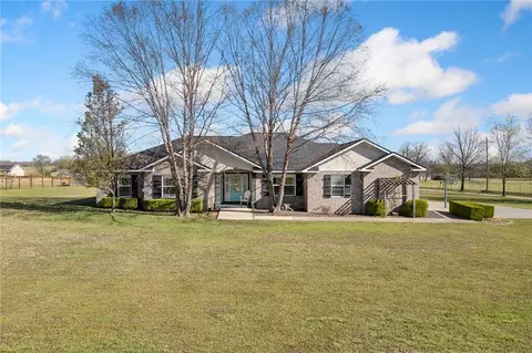 2470 Union Rd, Harrison, AR 72601