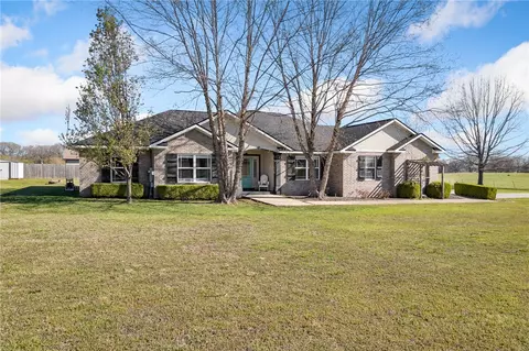 2470 Union Rd, Harrison, AR 72601 photo 2