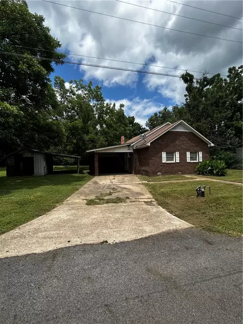 277 Stephens St, Hartman, AR 72840