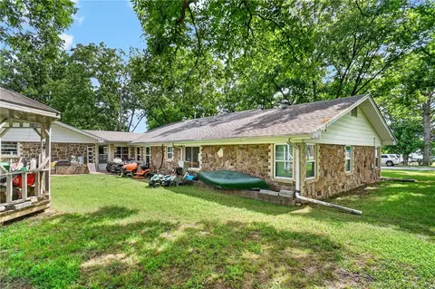 Exterior - 108 N Park Ave, Scranton, AR 72863 photo 6 of 7