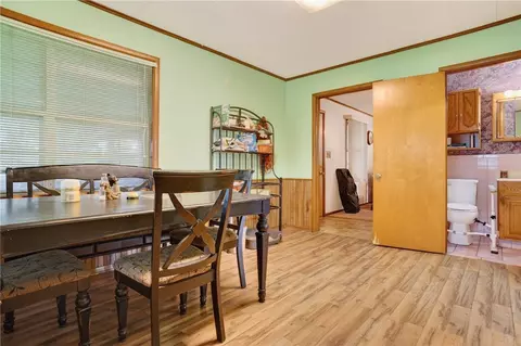 Dining - 108 N Park Ave, Scranton, AR 72863 photo 1 of 6