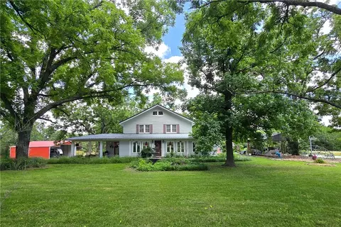 696 Highway 21 N, Berryville, AR 72616