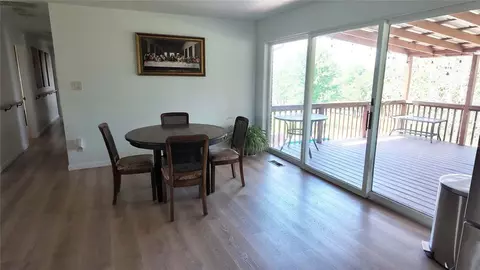 Dining - 302 Abney Ave, Harrison, AR 72601 photo 2 of 2