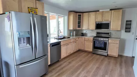 Kitchen - 302 Abney Ave, Harrison, AR 72601 photo 1 of 1