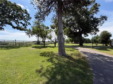Exterior - 302 Abney Ave, Harrison, AR 72601 photo 9 of 20