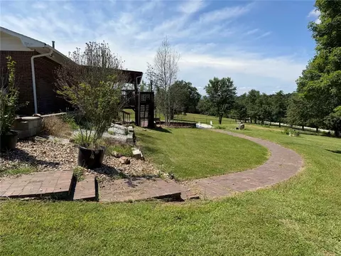 Exterior - 302 Abney Ave, Harrison, AR 72601 photo 8 of 20