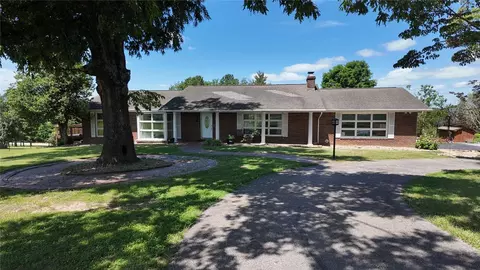 Exterior - 302 Abney Ave, Harrison, AR 72601 photo 3 of 20