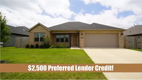 1904 Hudson Dr, Siloam Springs, AR 72761