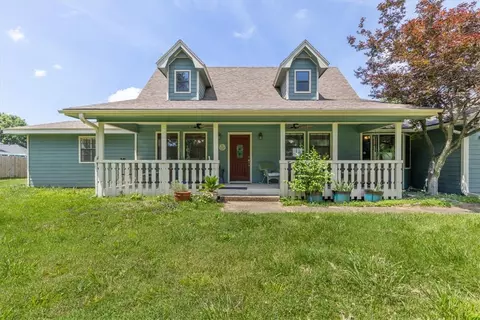 1301 Laurel Ave, Rogers, AR 72758