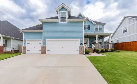 809 Wembley Park, Cave Springs, AR 72718