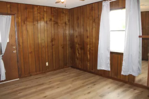 Living - 7939 E 14 Hwy, Harriet, AR 72639 photo 3 of 3