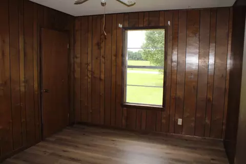 Bedroom - 7939 E 14 Hwy, Harriet, AR 72639 photo 4 of 5