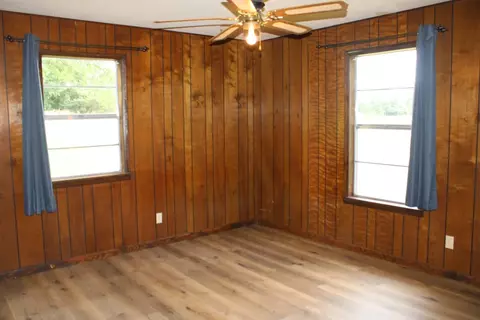 Bedroom - 7939 E 14 Hwy, Harriet, AR 72639 photo 2 of 5