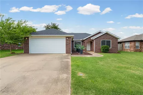 3906 SW Carriageway Ave, Bentonville, AR 72712