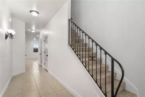 Entry Way - 5324 Labelle Ct, Fort Smith, AR 72903 photo 1 of 4