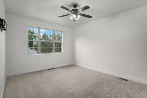 Bedroom - 5324 Labelle Ct, Fort Smith, AR 72903 photo 3 of 5