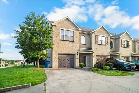 Exterior - 5324 Labelle Ct, Fort Smith, AR 72903 photo 3 of 5