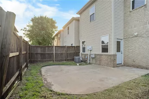 Exterior - 5324 Labelle Ct, Fort Smith, AR 72903 photo 5 of 5