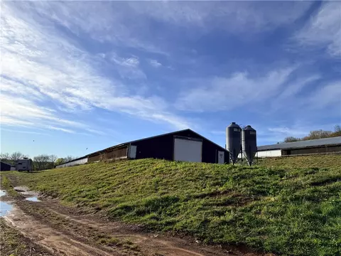 17756 Mccord Rd, Elkins, AR 72727