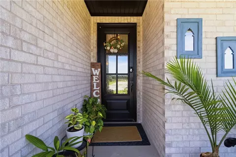 Entry Way - 1171 Longbourn Dr, Centerton, AR 72719 photo 1 of 11