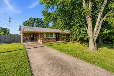 11 Northwood St, West Fork, AR 72774