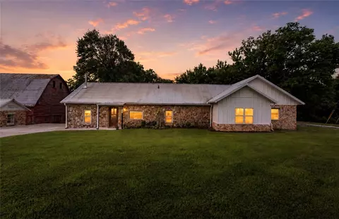 453 Goose Creek Rd, Farmington, AR 72730