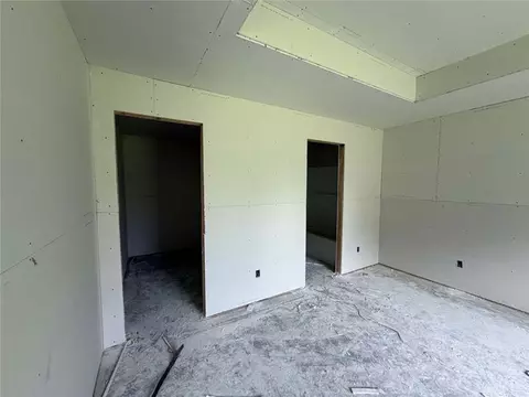 Bedroom - 71 Nc 8218, Jasper, AR 72641 photo 2 of 4