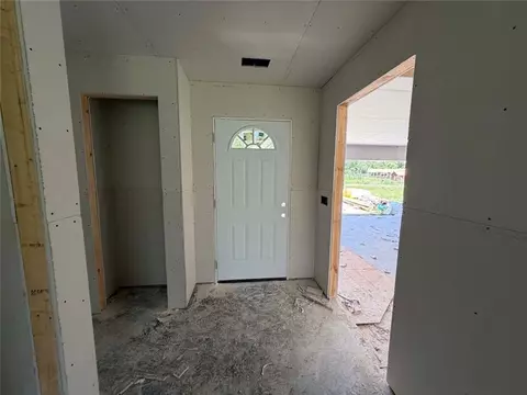 Entry Way - 71 Nc 8218, Jasper, AR 72641 photo 2 of 2